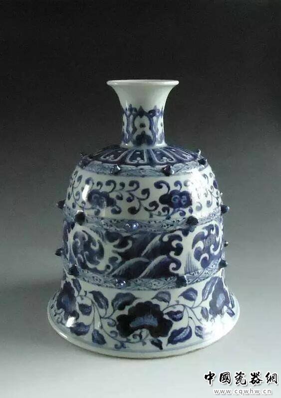 明宣德 青花甬钟