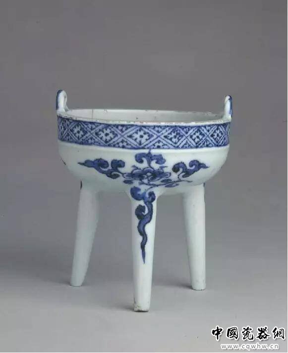 元青花 花卉纹鼎