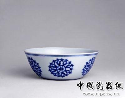 浅谈瓷器中的“青花黑筋”